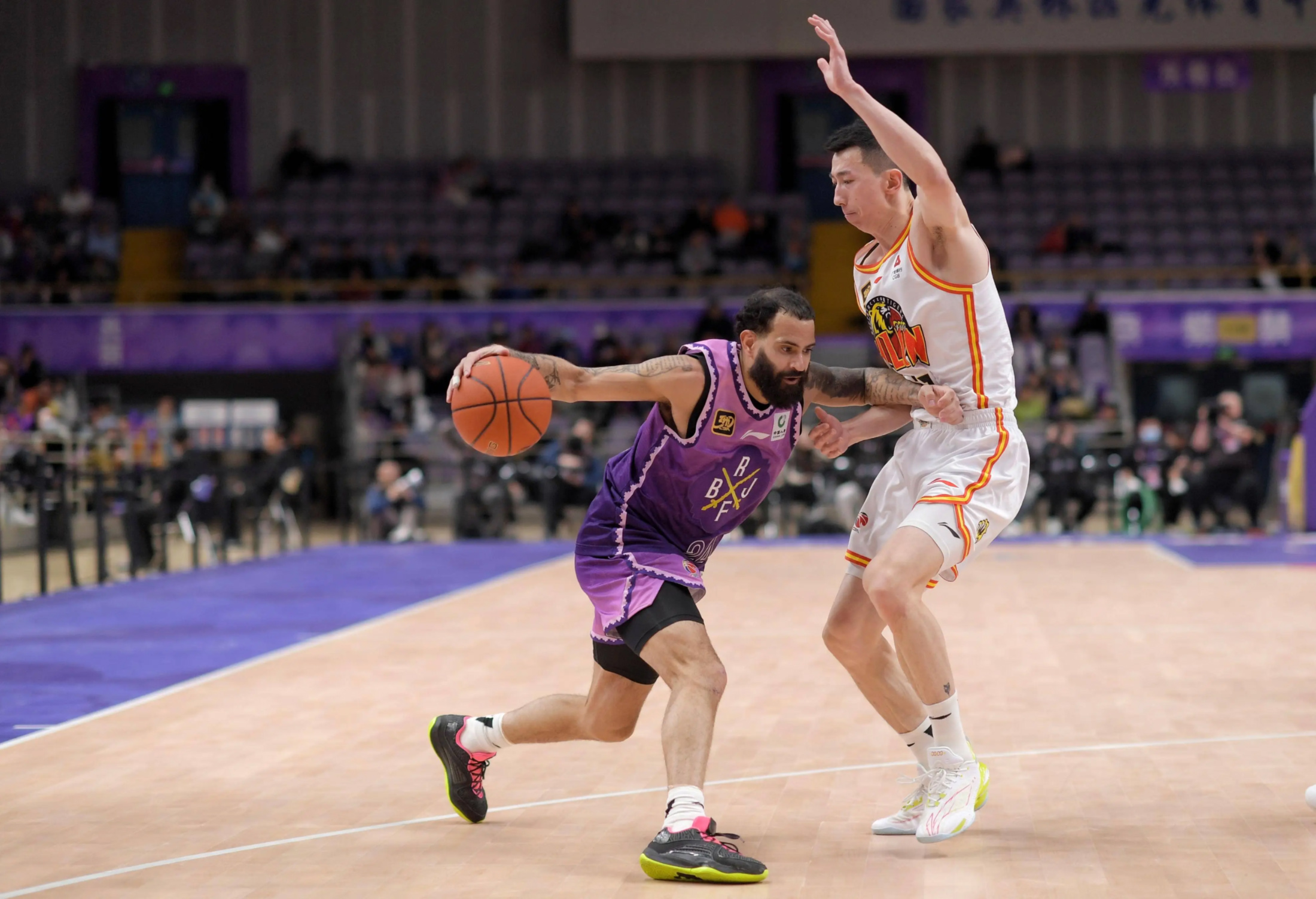 集结日CBA季后赛焦点战,勒沃库森止住颓势,更衣室稳定,细节决定成败的简单介绍 集结日CBA季后赛焦点战,勒沃库森止住颓势,更衣室稳定,细节决定成败的简单介绍